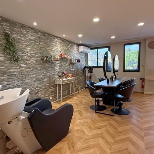 Le Fauteuil By Shirley - Coiffure Mougins - Le Fauteuil By Shirley - Photo Galerie - OneBooking