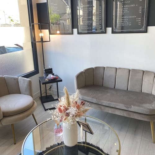 Lloren’s Esthetique - Onglerie Le Mans - Lloren’s Esthetique - Photo Galerie - OneBooking