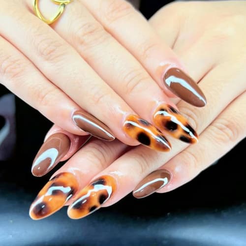 Trending Nails - Onglerie Toulouse - Trending Nails - Photo Galerie - OneBooking