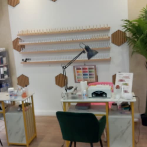 DS Nails Dressing - Sourcils & cils Suresnes - DS Nails Dressing - Photo Galerie - OneBooking
