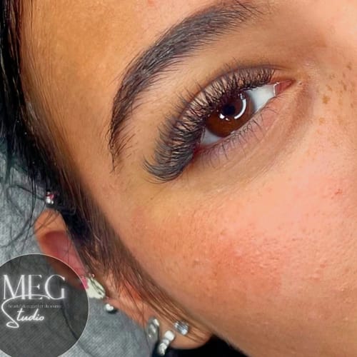 Meg Studio - Sourcils & cils Dijon - Meg Studio - Photo Galerie - OneBooking