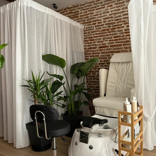 Louise Nail Spa - Institut de beauté Toulouse - Louise Nail Spa - Photo Galerie - OneBooking