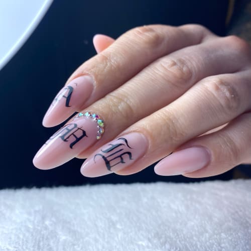Madame est vernis - Onglerie Trappes - Madame est vernis - Photo Galerie - OneBooking