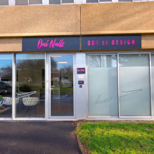 Oui Nails - Sourcils & cils Quimper - Oui Nails - Photo Galerie - OneBooking