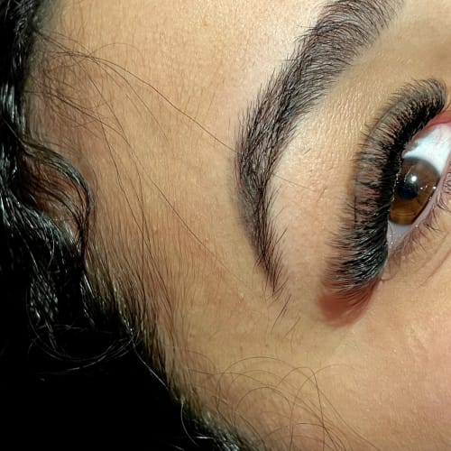 Salon Lorena - Sourcils & cils Vaulx-en-Velin - Salon Lorena - Photo Galerie - OneBooking