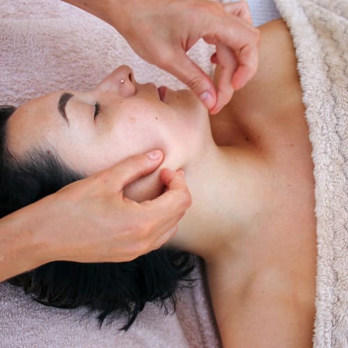Mala - Soins Bien-être - Institut de beauté Mont-de-Marsan - Mala - Soins Bien-être - Photo Galerie - OneBooking