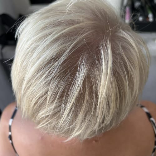 Salon Bella - Coiffure Trets - Salon Bella - Photo Galerie - OneBooking