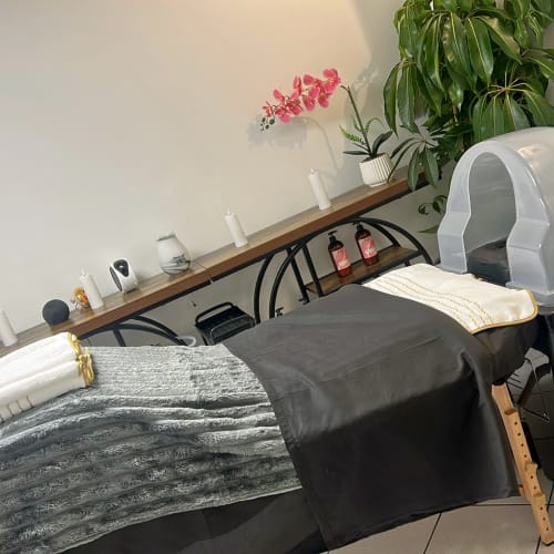 Naidelys Head spa & Massages - Coiffure Valbonne - Naidelys Head spa & Massages - Photo Galerie - OneBooking