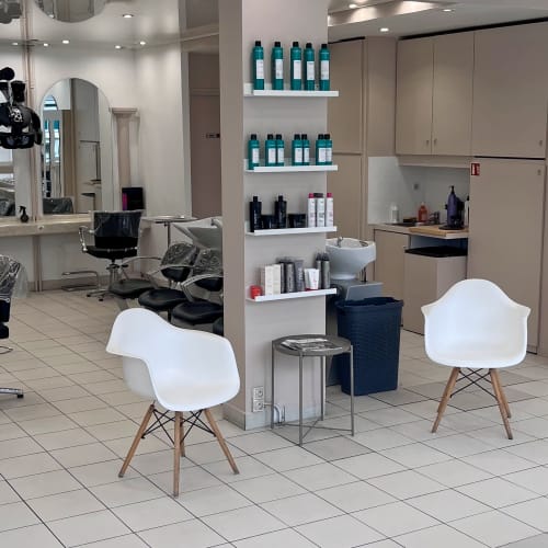 Olivier Guesnon – Coiffure & Head Spa - Sourcils & cils Rueil-Malmaison - Olivier Guesnon – Coiffure & Head Spa - Photo Galerie - OneBooking
