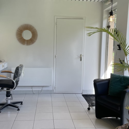 Un Monde Imagin'Hair - Coiffure Pont-l'Abbé - Un Monde Imagin'Hair - Photo Galerie - OneBooking