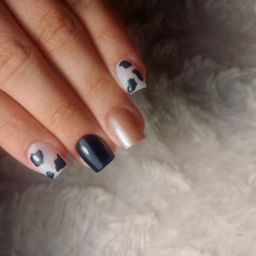 Nails by May - Onglerie Saint-Étienne - Nails by May - Photo Galerie - OneBooking