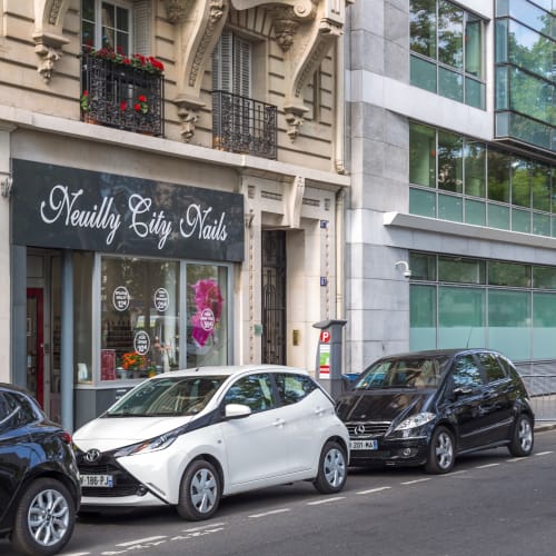 Neuilly City Nails - Sourcils & cils Neuilly-sur-Seine - Neuilly City Nails - Photo Galerie - OneBooking