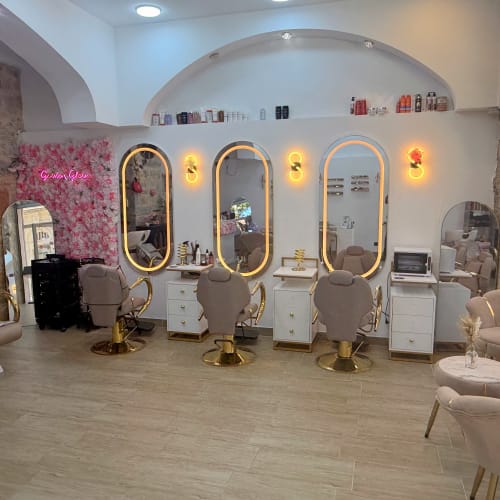 Golden Glow - Onglerie Lyon - Golden Glow - Photo Galerie - OneBooking