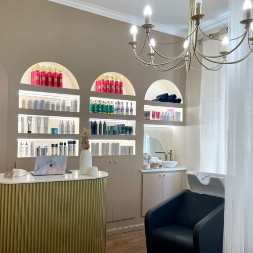 Orah | Salon Aesthetic - Coiffure Angers - Orah | Salon Aesthetic - Photo Galerie - OneBooking