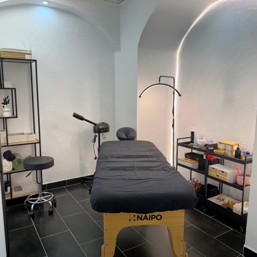 KBROWLIPS - Sourcils & cils Avignon - KBROWLIPS - Photo Galerie - OneBooking