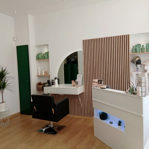 21 Avenue - Coiffure Lisieux - 21 Avenue - Photo Galerie - OneBooking