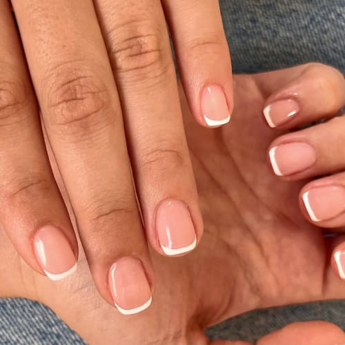 Mercedesz Beauty - Extension cils - Manucure - Onglerie Montpellier - Mercedesz Beauty - Extension cils - Manucure - Photo Galerie - OneBooking