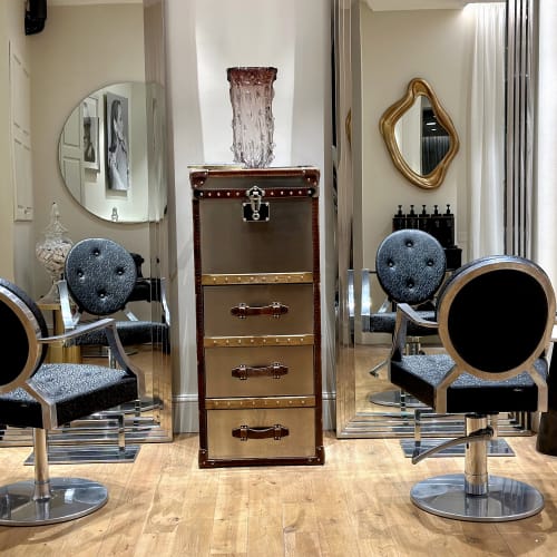 VILLA SORIANO - Coiffure - Esthétique - Clinique - Coiffure Toulouse - VILLA SORIANO - Coiffure - Esthétique - Clinique - Photo Galerie - OneBooking