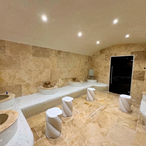 Hammam la Source - Coiffure Saint-Maximin-la-Sainte-Baume - Hammam la Source - Photo Galerie - OneBooking