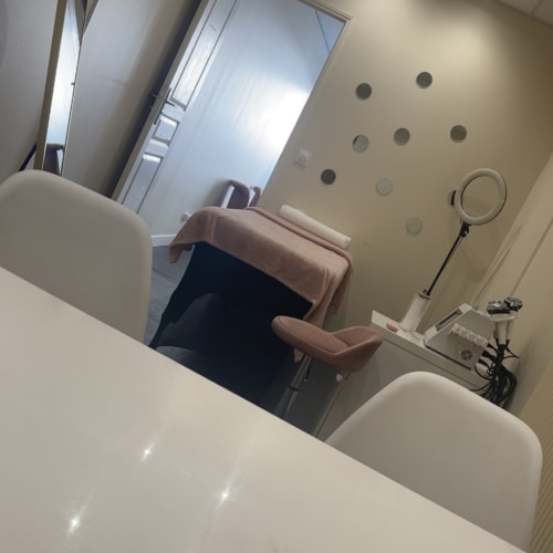 GLOW BEAUTY LAB - Sourcils & cils Nice - GLOW BEAUTY LAB - Photo Galerie - OneBooking