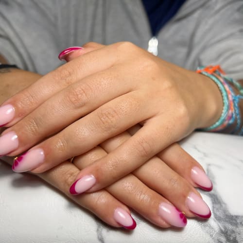 Nails By Nel - Institut de beauté Saint-Étienne - Nails By Nel - Photo Galerie - OneBooking