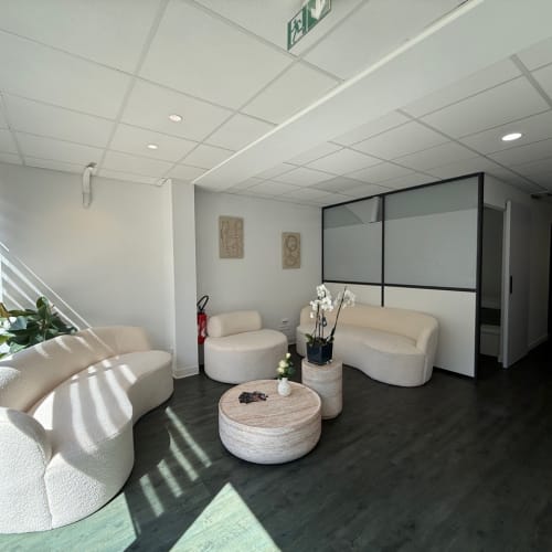 Bodycare By M - Maderotherapie - Drainage Lymphatique - Sourcils & cils Martigues - Bodycare By M - Maderotherapie - Drainage Lymphatique - Photo Galerie - OneBooking