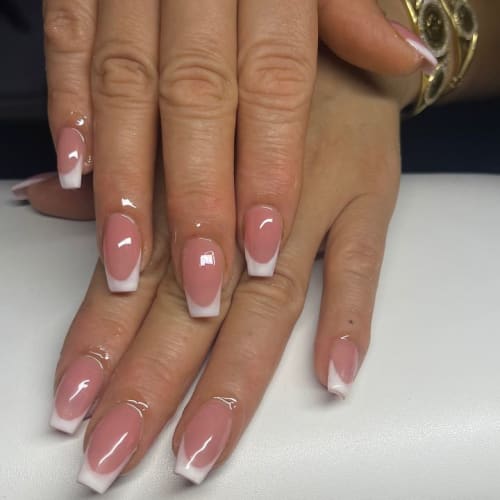 Beauty Bar By Eya - Sourcils & cils Grasse - Beauty Bar By Eya - Photo Galerie - OneBooking