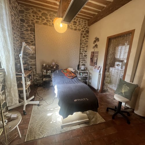A fleur de peau - Institut de beauté Sisteron - A fleur de peau - Photo Galerie - OneBooking