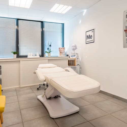 Lasera Épilation Laser & Électrolyse - Institut de beauté Béziers - Lasera Épilation Laser & Électrolyse - Photo Galerie - OneBooking