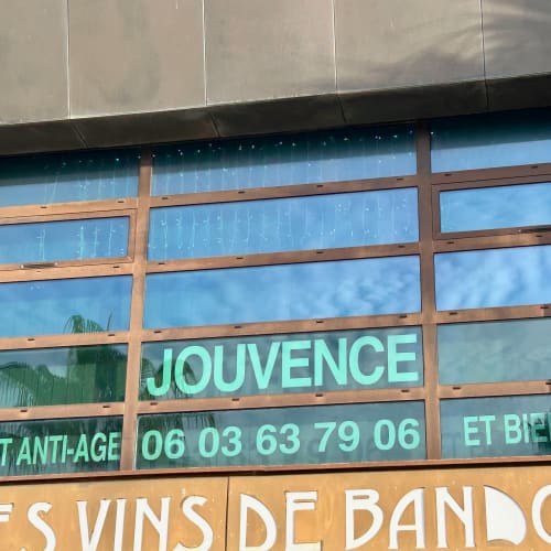 Jouvence - JET PEEL - LED PHOTOBIOMODULATION - RADIOFRÉQUENCE - ULTRASONS DE CAVITATION - ÉLECTROSTIMULATION - ÉPILATION DÉFINITIVE - BLANCHIMENT DENTAIRE - Coiffure Bandol - Jouvence - JET PEEL - LED PHOTOBIOMODULATION - RADIOFRÉQUENCE - ULTRASONS DE CAVITATION - ÉLECTROSTIMULATION - ÉPILATION DÉFINITIVE - BLANCHIMENT DENTAIRE - Photo Galerie - OneBooking