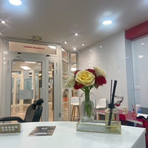INSTITUT DL FORMATION - Sourcils & cils Antony - INSTITUT DL FORMATION - Photo Galerie - OneBooking