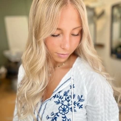 Le Salon De Jenny - Coiffure Urrugne - Le Salon De Jenny - Photo Galerie - OneBooking