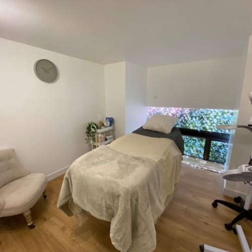 Ongles et beauté Carmes - Institut de beauté Toulouse - Ongles et beauté Carmes - Photo Galerie - OneBooking