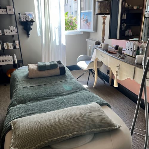 Silhouette & Care (LPG - Soin Minceur - Anti Ride Visage - Drainage et Lymphatique) - Sourcils & cils Nice - Silhouette & Care (LPG - Soin Minceur - Anti Ride Visage - Drainage et Lymphatique) - Photo Galerie - OneBooking