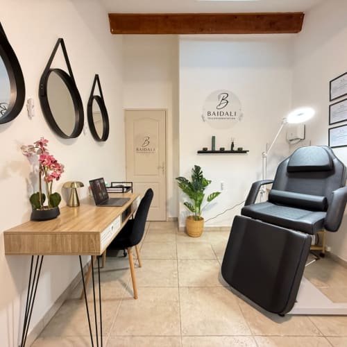 Baidali HEAD SPA & TRICOPIGMENTATION - Coiffure Vitrolles - Baidali HEAD SPA & TRICOPIGMENTATION - Photo Galerie - OneBooking