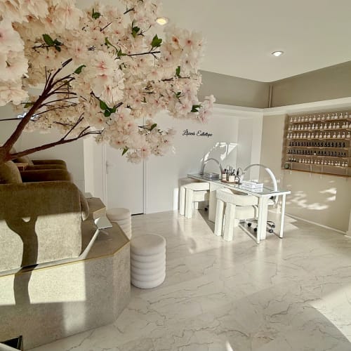 Lloren’s Esthétique 2nd - Onglerie Le Mans - Lloren’s Esthétique 2nd - Photo Galerie - OneBooking