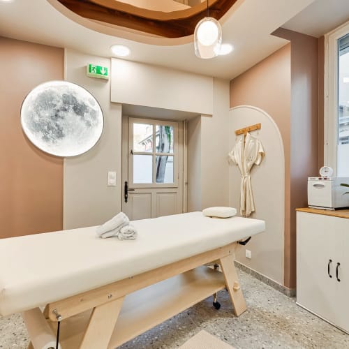 Emioli | Institut Brésilien de Beauté & Bien-être Vincennes - Onglerie Montreuil - Emioli | Institut Brésilien de Beauté & Bien-être Vincennes - Photo Galerie - OneBooking