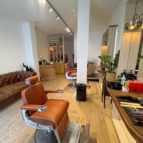 Gino Barbero - Cut by June - Sourcils & cils Colmar - Gino Barbero - Cut by June - Photo Galerie - OneBooking