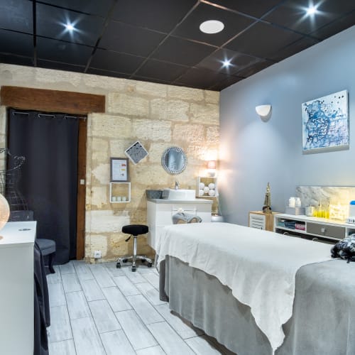 Institut de Beauté Mer Morte - Coiffure Bordeaux - Institut de Beauté Mer Morte - Photo Galerie - OneBooking