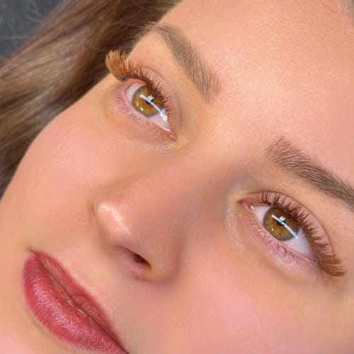 NKL BEAUTY - Sourcils & cils Orléans - NKL BEAUTY - Photo Galerie - OneBooking