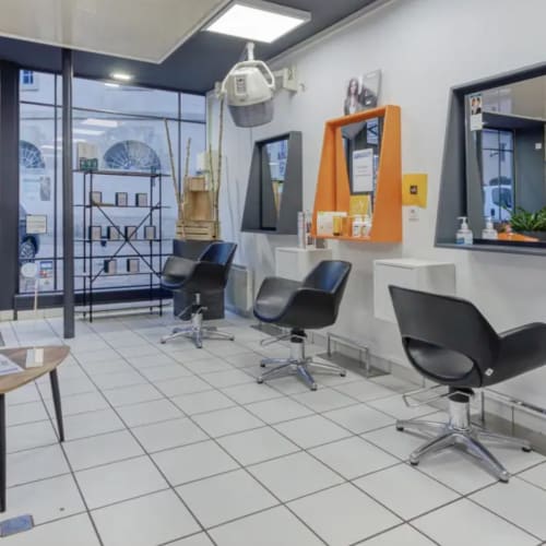 Le fauteuil d’Olivier - Coiffure Alençon - Le fauteuil d’Olivier - Photo Galerie - OneBooking