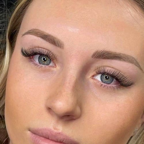 L’atelier des Cils & Ongles - Institut de beauté Douai - L’atelier des Cils & Ongles - Photo Galerie - OneBooking