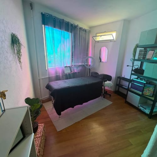 CCL & MRG Beauty - Onglerie Tours - CCL & MRG Beauty - Photo Galerie - OneBooking