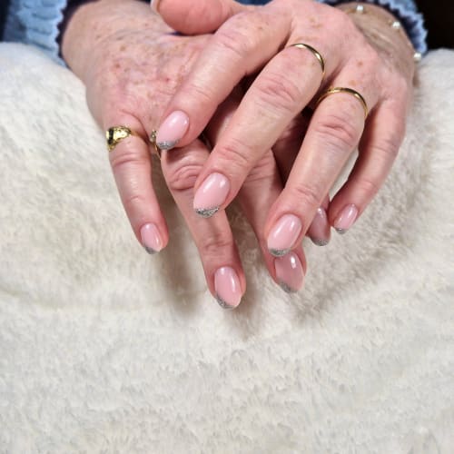 MELI NAILS - Onglerie Sendets - MELI NAILS - Photo Galerie - OneBooking