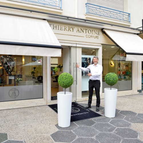 Thierry Antoine - Coiffure Esthétique - Soin visage Nice - Thierry Antoine - Coiffure Esthétique - Photo Galerie - OneBooking