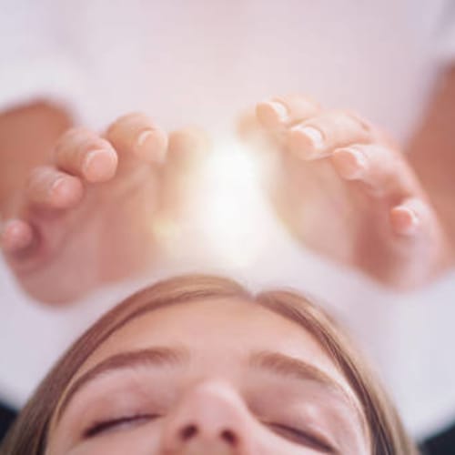 Les Secrets de Céline – Kobido, massages, drainages lympho-énergie & Bien-être énergétique - Massage Saint-Julien-en-Genevois - Les Secrets de Céline – Kobido, massages, drainages lympho-énergie & Bien-être énergétique - Photo Galerie - OneBooking