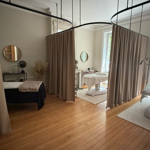 Villa Quinconces - Centre dermo-esthétique, Soins Anti-age & Silhouette - Massage Bordeaux - Villa Quinconces - Centre dermo-esthétique, Soins Anti-age & Silhouette - Photo Galerie - OneBooking