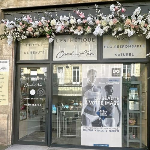 L’esthetique by Carol-Ann - Onglerie Bordeaux - L’esthetique by Carol-Ann - Photo Galerie - OneBooking