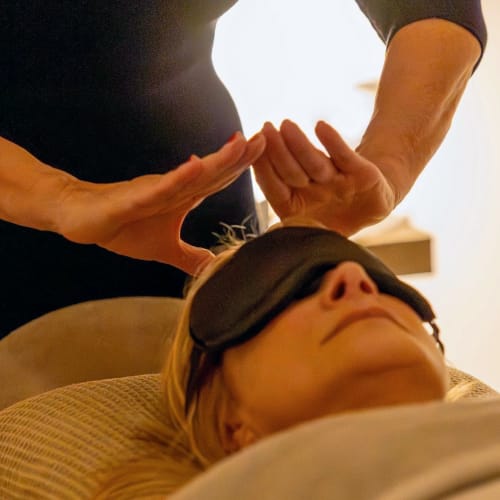 Aloha bien être -Massages Drainages lymphatiques -Numerologie - Soins énergetiques Reiki - Esthétique Mougins - Aloha bien être -Massages Drainages lymphatiques -Numerologie - Soins énergetiques Reiki - Photo Galerie - OneBooking