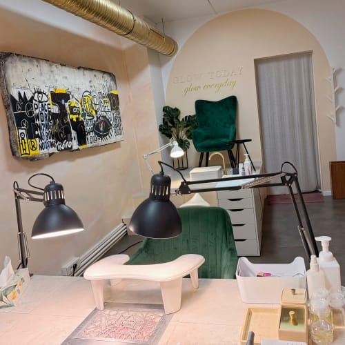 Oh my Glow - Onglerie Amiens - Oh my Glow - Photo Galerie - OneBooking